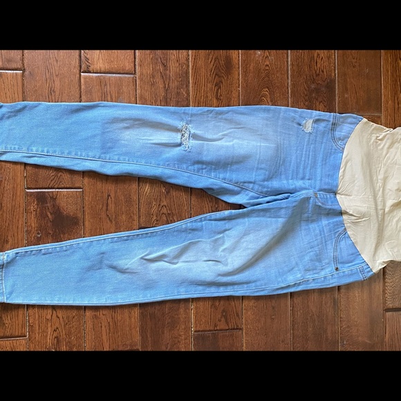 Maternity distressed jeans - Picture 2 of 4